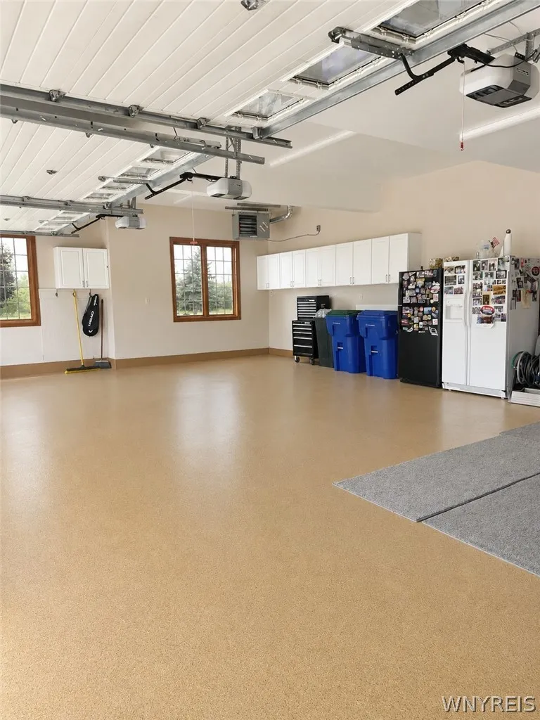6275 Kraus Road, Clarence, New York 14032, Clarence, New York 14032, 5 Bedrooms Bedrooms, 11 Rooms Rooms,3 BathroomsBathrooms,Residential,For Sale,6275 Kraus Road, Clarence, New York 14032,0,B1692505
