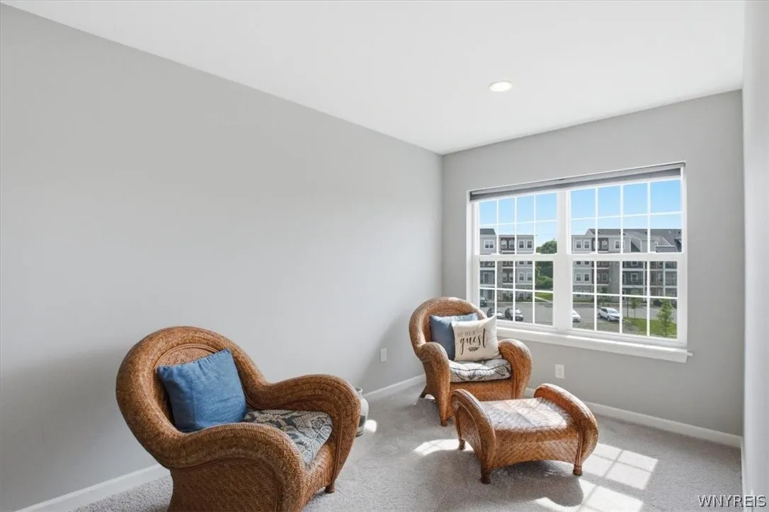 101 California Drive B, Amherst, New York 14221, Amherst, New York 14221, 2 Bedrooms Bedrooms, 7 Rooms Rooms,2 BathroomsBathrooms,Residential,For Sale,101 California Drive B, Amherst, New York 14221,0,B1691718