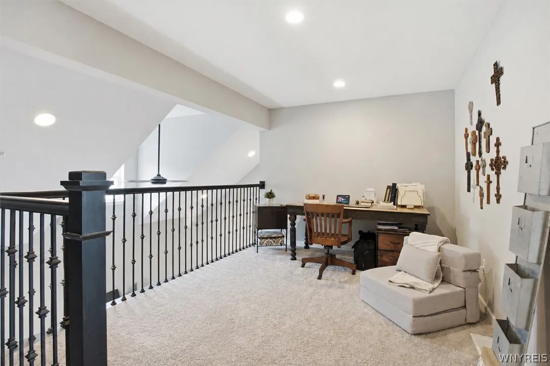 101 California Drive B, Amherst, New York 14221, Amherst, New York 14221, 2 Bedrooms Bedrooms, 7 Rooms Rooms,2 BathroomsBathrooms,Residential,For Sale,101 California Drive B, Amherst, New York 14221,0,B1691718
