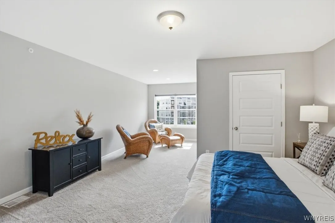 101 California Drive B, Amherst, New York 14221, Amherst, New York 14221, 2 Bedrooms Bedrooms, 7 Rooms Rooms,2 BathroomsBathrooms,Residential,For Sale,101 California Drive B, Amherst, New York 14221,0,B1691718