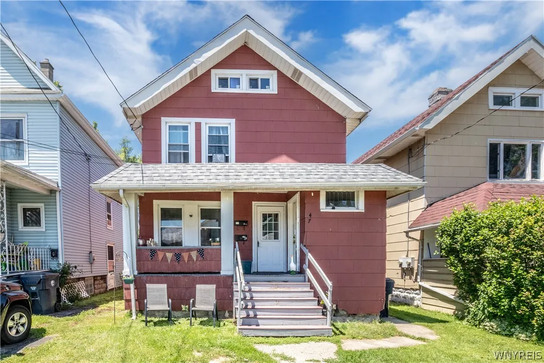 47 Maple Street, Lackawanna, New York 14218, Lackawanna, New York 14218, 6 Bedrooms Bedrooms, ,2 BathroomsBathrooms,Residential,For Sale,47 Maple Street, Lackawanna, New York 14218,0,B1693829