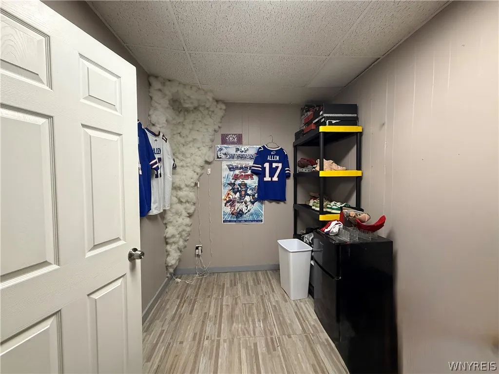 303 Skillen Street, Buffalo, New York 14207, Buffalo, New York 14207, 5 Bedrooms Bedrooms, ,2 BathroomsBathrooms,Residential,For Sale,303 Skillen Street, Buffalo, New York 14207,0,B1694095