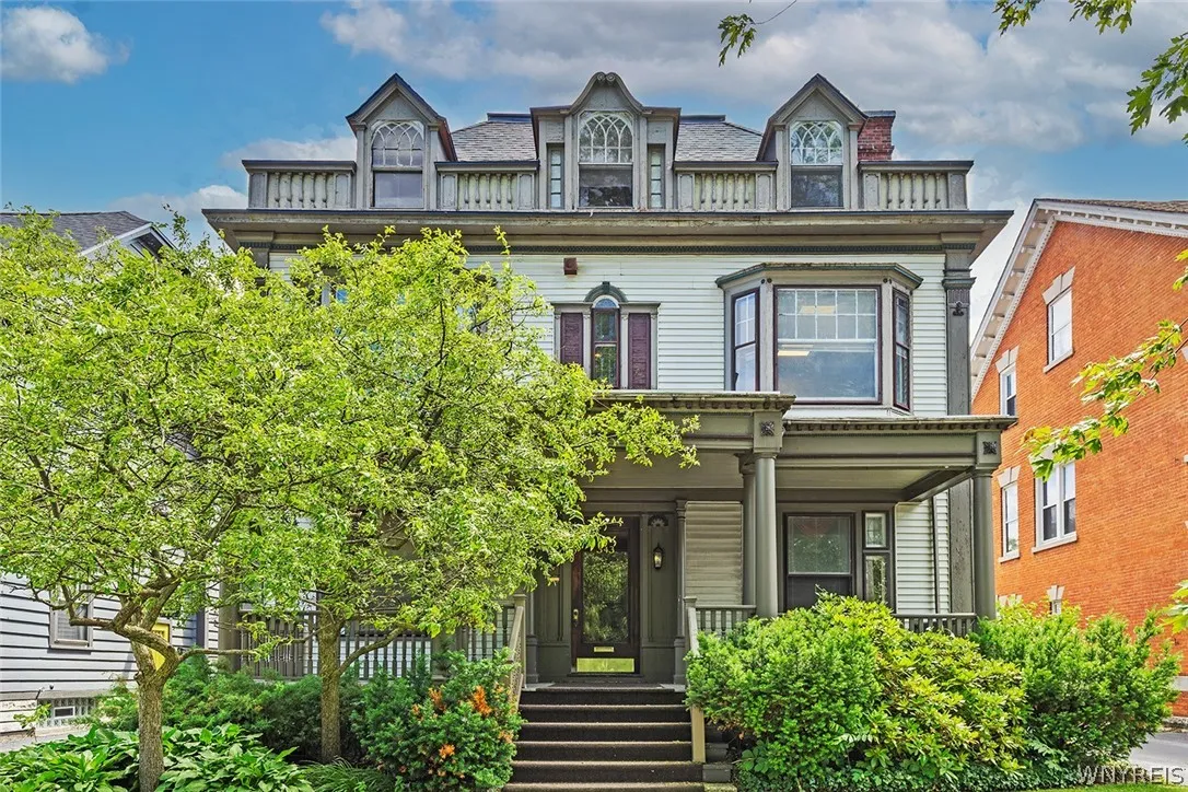 343 Elmwood Avenue, Buffalo, New York 14222, Buffalo, New York 14222, ,Commercial Sale,For Sale,343 Elmwood Avenue, Buffalo, New York 14222,0,B1692804