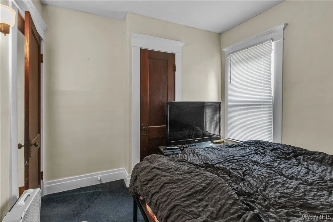 230 North Park Avenue, Buffalo, New York 14216, Buffalo, New York 14216, 6 Bedrooms Bedrooms, ,2 BathroomsBathrooms,Residential,For Sale,230 North Park Avenue, Buffalo, New York 14216,0,B1692604