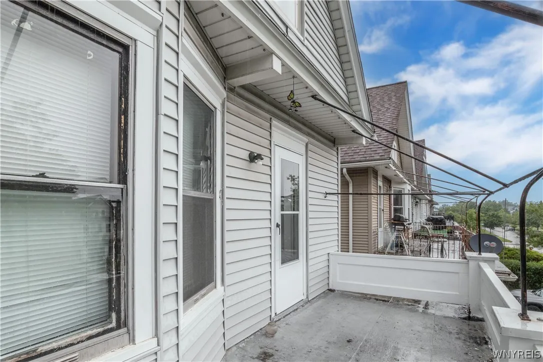 230 North Park Avenue, Buffalo, New York 14216, Buffalo, New York 14216, 6 Bedrooms Bedrooms, ,2 BathroomsBathrooms,Residential,For Sale,230 North Park Avenue, Buffalo, New York 14216,0,B1692604
