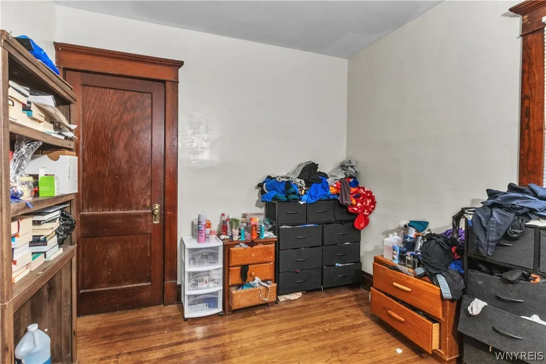 230 North Park Avenue, Buffalo, New York 14216, Buffalo, New York 14216, 6 Bedrooms Bedrooms, ,2 BathroomsBathrooms,Residential,For Sale,230 North Park Avenue, Buffalo, New York 14216,0,B1692604