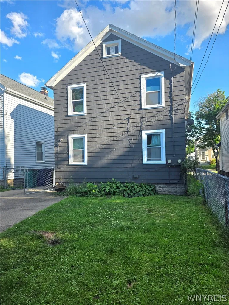 260 Saint Lawrence Avenue, Buffalo, New York 14216, Buffalo, New York 14216, 4 Bedrooms Bedrooms, ,2 BathroomsBathrooms,Residential,For Sale,260 Saint Lawrence Avenue, Buffalo, New York 14216,0,B1693518