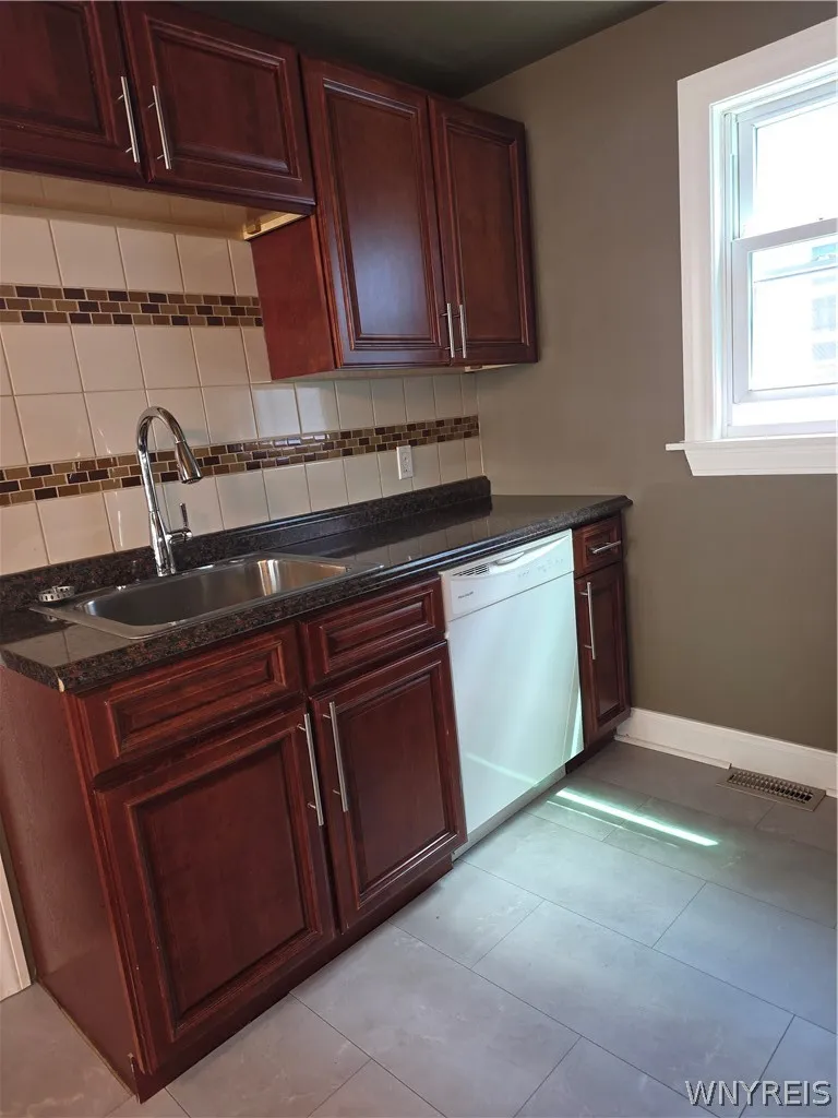260 Saint Lawrence Avenue, Buffalo, New York 14216, Buffalo, New York 14216, 4 Bedrooms Bedrooms, ,2 BathroomsBathrooms,Residential,For Sale,260 Saint Lawrence Avenue, Buffalo, New York 14216,0,B1693518
