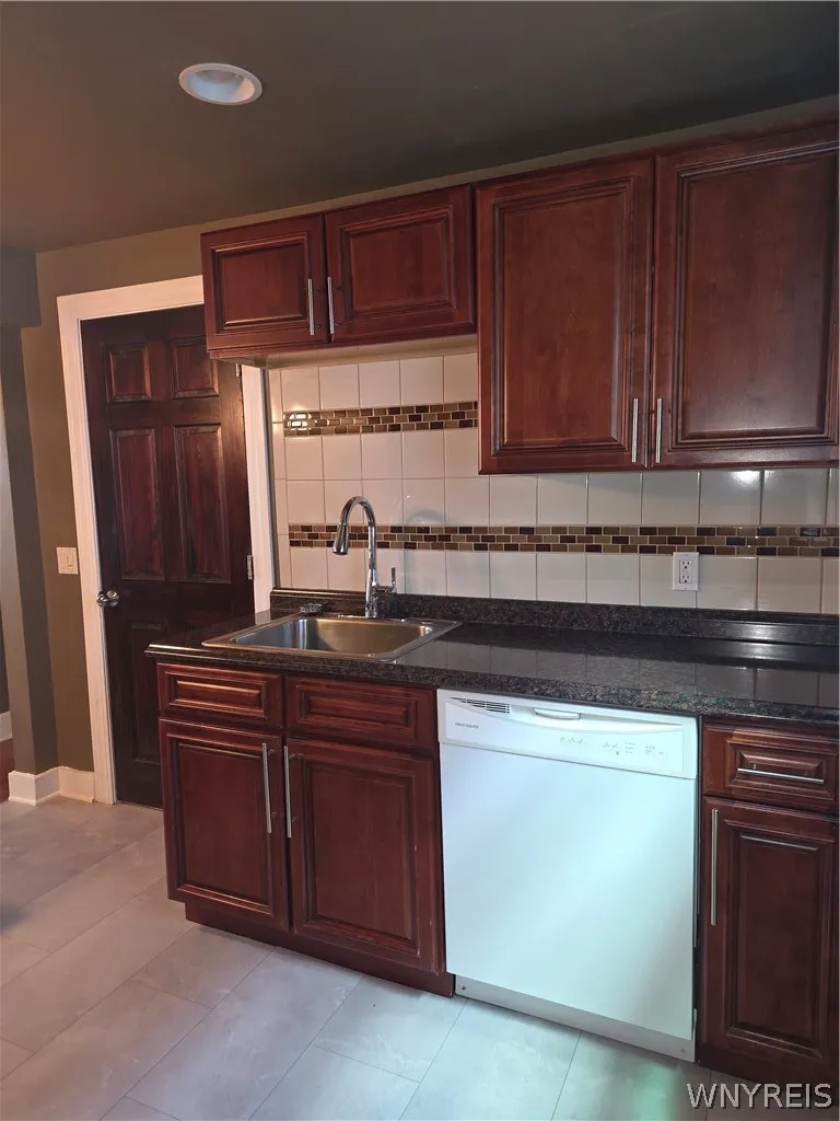 260 Saint Lawrence Avenue, Buffalo, New York 14216, Buffalo, New York 14216, 4 Bedrooms Bedrooms, ,2 BathroomsBathrooms,Residential,For Sale,260 Saint Lawrence Avenue, Buffalo, New York 14216,0,B1693518