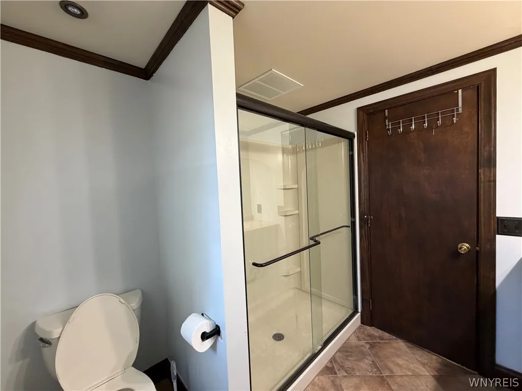 783 N French Road, Amherst, New York 14228, Amherst, New York 14228, 3 Bedrooms Bedrooms, 6 Rooms Rooms,1 BathroomBathrooms,Residential Lease,For Rent,783 N French Road, Amherst, New York 14228,0,B1694298
