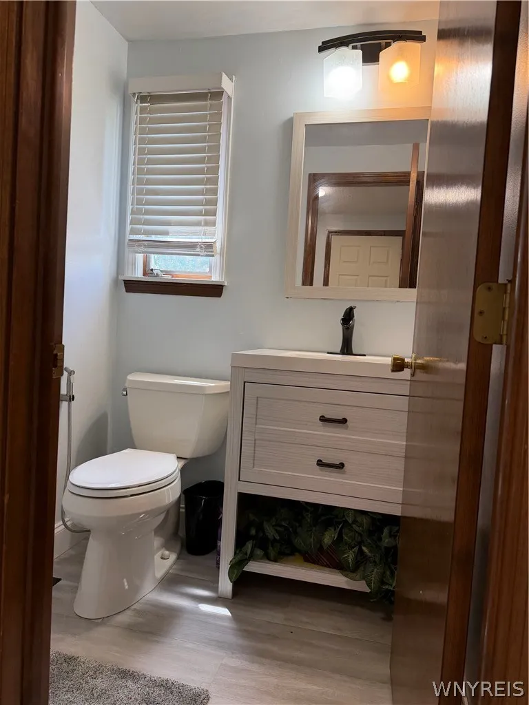 783 N French Road, Amherst, New York 14228, Amherst, New York 14228, 3 Bedrooms Bedrooms, 6 Rooms Rooms,1 BathroomBathrooms,Residential Lease,For Rent,783 N French Road, Amherst, New York 14228,0,B1694298