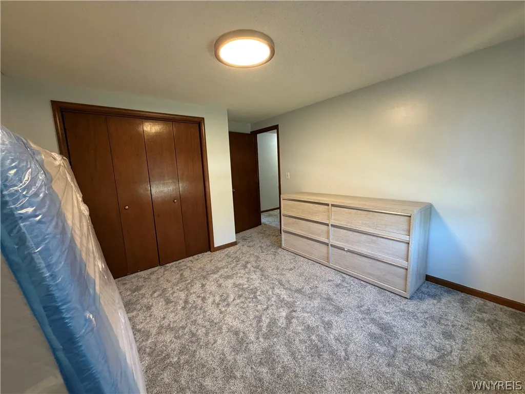 783 N French Road, Amherst, New York 14228, Amherst, New York 14228, 3 Bedrooms Bedrooms, 6 Rooms Rooms,1 BathroomBathrooms,Residential Lease,For Rent,783 N French Road, Amherst, New York 14228,0,B1694298