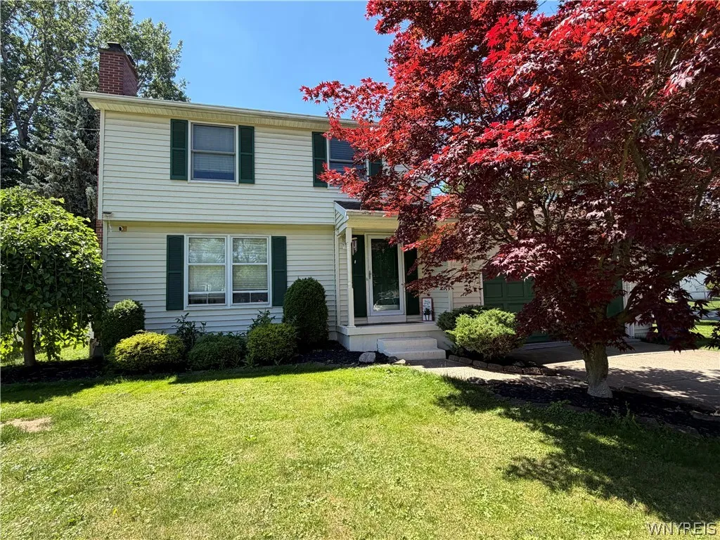 783 N French Road, Amherst, New York 14228, Amherst, New York 14228, 3 Bedrooms Bedrooms, 6 Rooms Rooms,1 BathroomBathrooms,Residential Lease,For Rent,783 N French Road, Amherst, New York 14228,0,B1694298