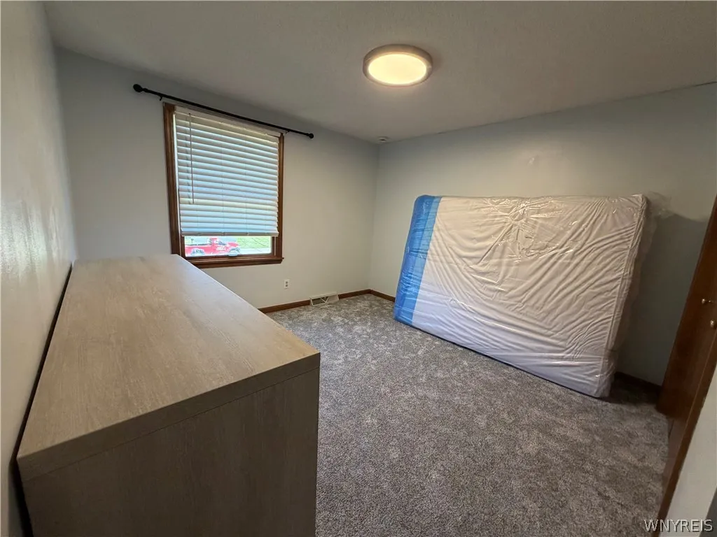 783 N French Road, Amherst, New York 14228, Amherst, New York 14228, 3 Bedrooms Bedrooms, 6 Rooms Rooms,1 BathroomBathrooms,Residential Lease,For Rent,783 N French Road, Amherst, New York 14228,0,B1694298