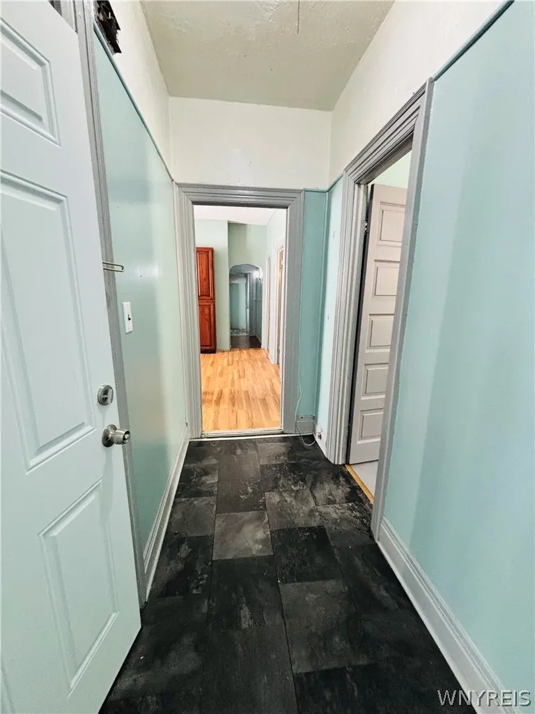 238 Benzinger Street, Buffalo, New York 14206, Buffalo, New York 14206, 6 Bedrooms Bedrooms, ,2 BathroomsBathrooms,Residential,For Sale,238 Benzinger Street, Buffalo, New York 14206,0,B1694349