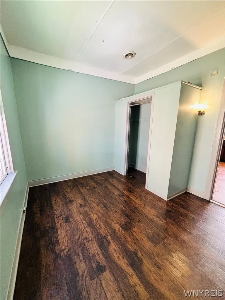 238 Benzinger Street, Buffalo, New York 14206, Buffalo, New York 14206, 6 Bedrooms Bedrooms, ,2 BathroomsBathrooms,Residential,For Sale,238 Benzinger Street, Buffalo, New York 14206,0,B1694349