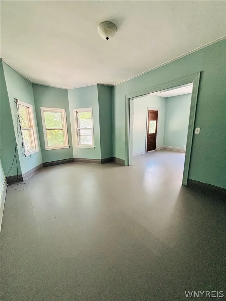 238 Benzinger Street, Buffalo, New York 14206, Buffalo, New York 14206, 6 Bedrooms Bedrooms, ,2 BathroomsBathrooms,Residential,For Sale,238 Benzinger Street, Buffalo, New York 14206,0,B1694349