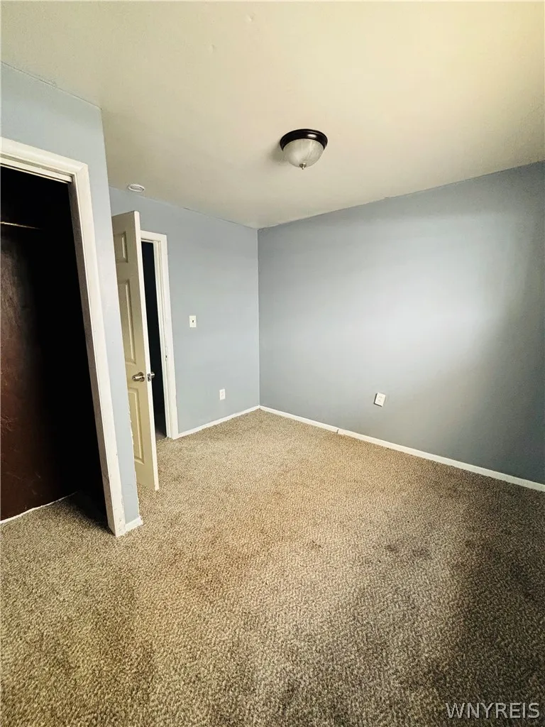 238 Benzinger Street, Buffalo, New York 14206, Buffalo, New York 14206, 6 Bedrooms Bedrooms, ,2 BathroomsBathrooms,Residential,For Sale,238 Benzinger Street, Buffalo, New York 14206,0,B1694349