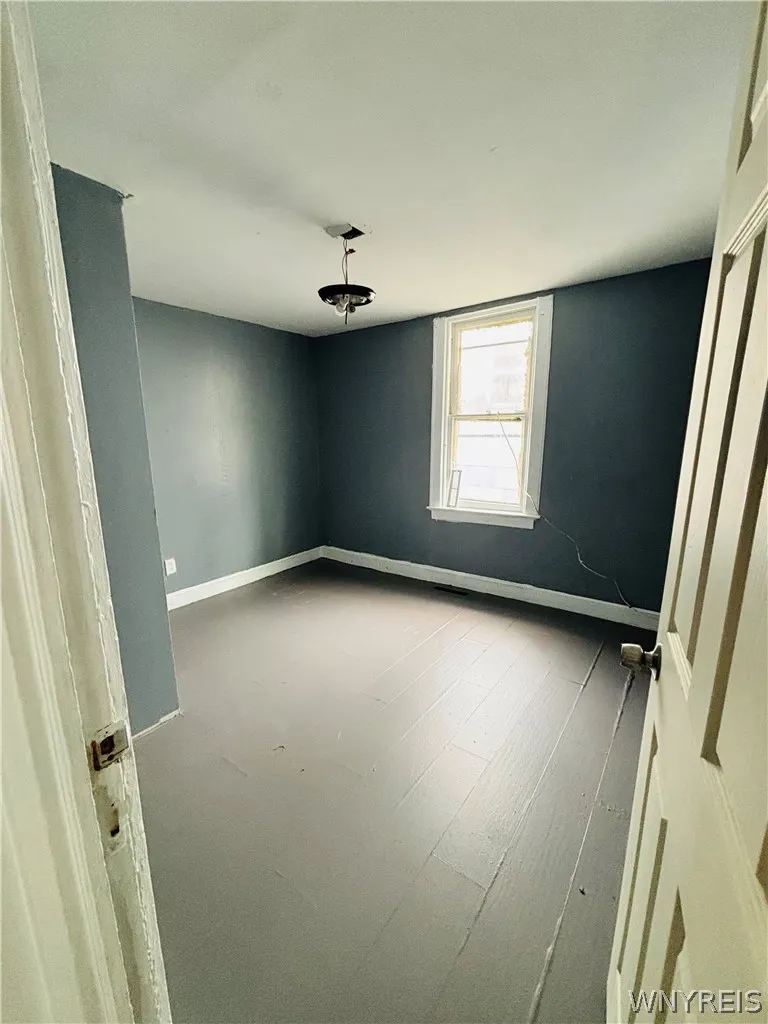 238 Benzinger Street, Buffalo, New York 14206, Buffalo, New York 14206, 6 Bedrooms Bedrooms, ,2 BathroomsBathrooms,Residential,For Sale,238 Benzinger Street, Buffalo, New York 14206,0,B1694349