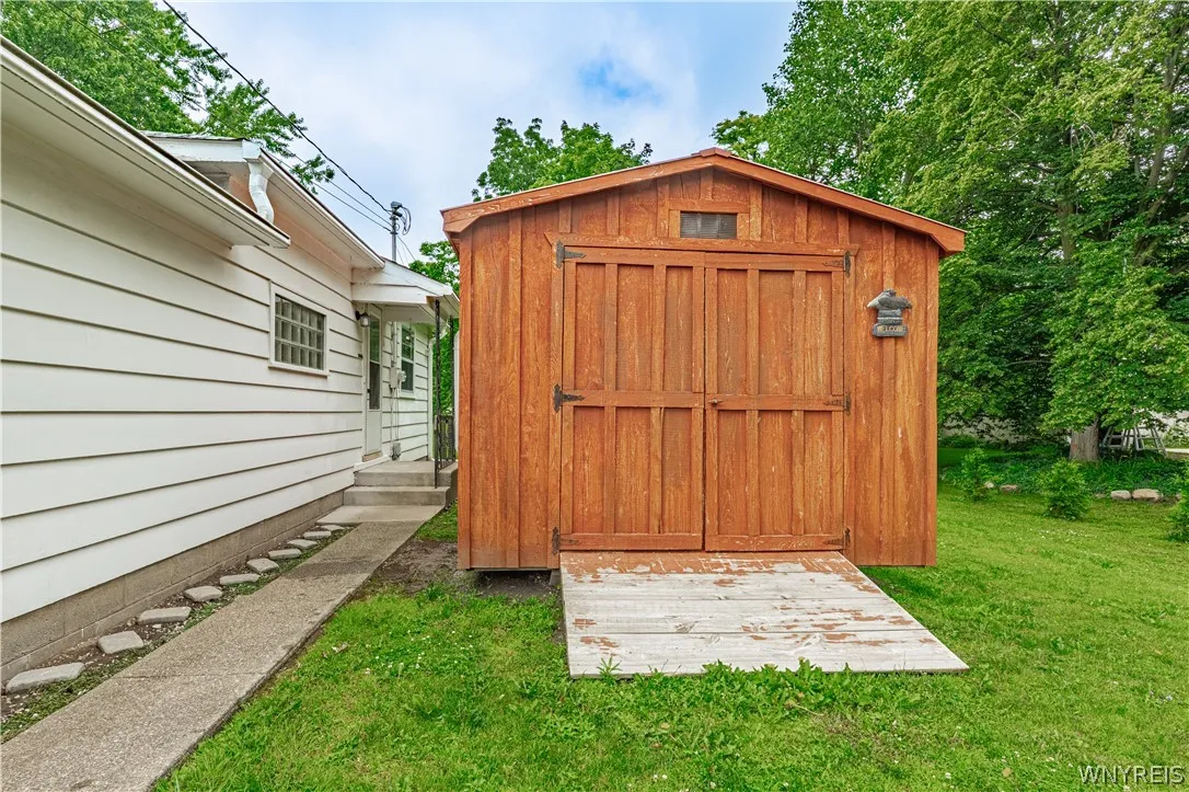 141 Elizabeth Street, Ridgeway, New York 14103, Ridgeway, New York 14103, 3 Bedrooms Bedrooms, 6 Rooms Rooms,1 BathroomBathrooms,Residential,For Sale,141 Elizabeth Street, Ridgeway, New York 14103,0,B1694259