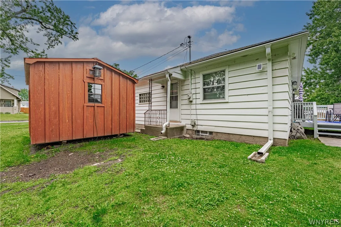 141 Elizabeth Street, Ridgeway, New York 14103, Ridgeway, New York 14103, 3 Bedrooms Bedrooms, 6 Rooms Rooms,1 BathroomBathrooms,Residential,For Sale,141 Elizabeth Street, Ridgeway, New York 14103,0,B1694259