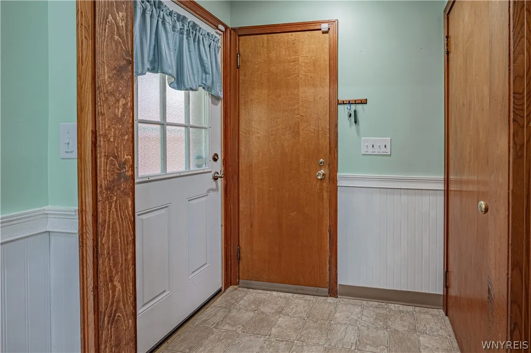 141 Elizabeth Street, Ridgeway, New York 14103, Ridgeway, New York 14103, 3 Bedrooms Bedrooms, 6 Rooms Rooms,1 BathroomBathrooms,Residential,For Sale,141 Elizabeth Street, Ridgeway, New York 14103,0,B1694259