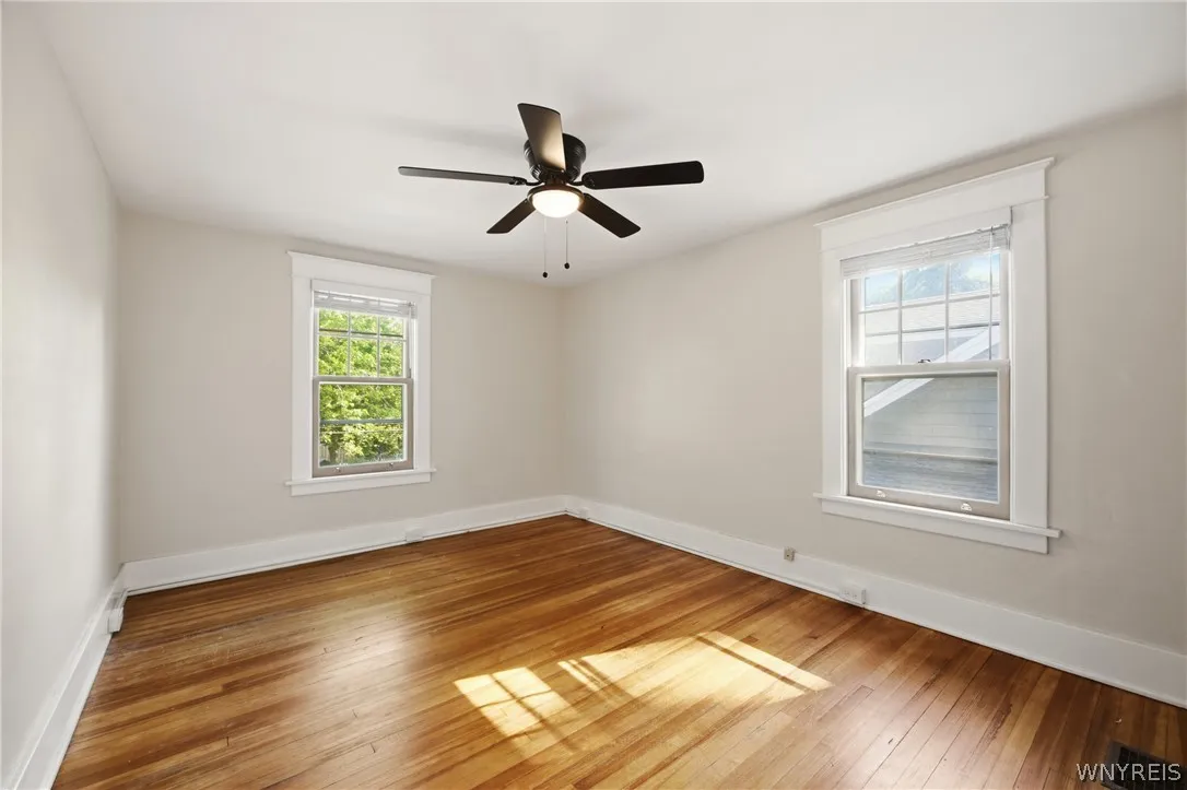 259 California Drive, Amherst, New York 14221, Amherst, New York 14221, 3 Bedrooms Bedrooms, 6 Rooms Rooms,1 BathroomBathrooms,Residential Lease,For Rent,259 California Drive, Amherst, New York 14221,0,B1694339