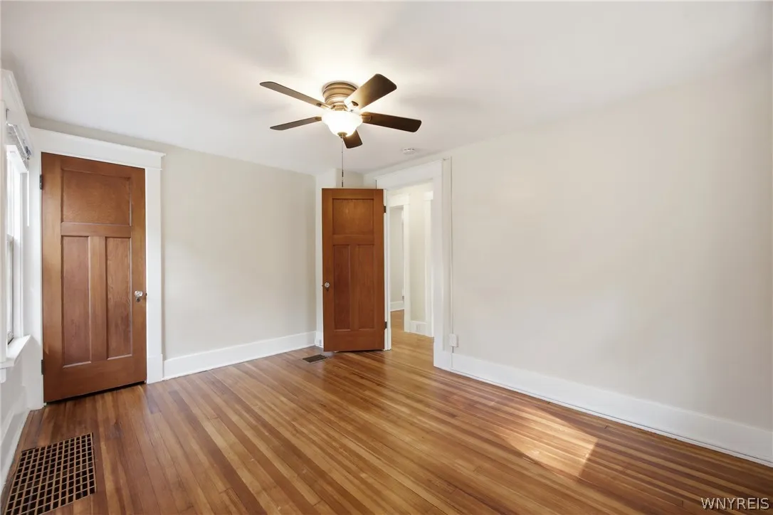 259 California Drive, Amherst, New York 14221, Amherst, New York 14221, 3 Bedrooms Bedrooms, 6 Rooms Rooms,1 BathroomBathrooms,Residential Lease,For Rent,259 California Drive, Amherst, New York 14221,0,B1694339