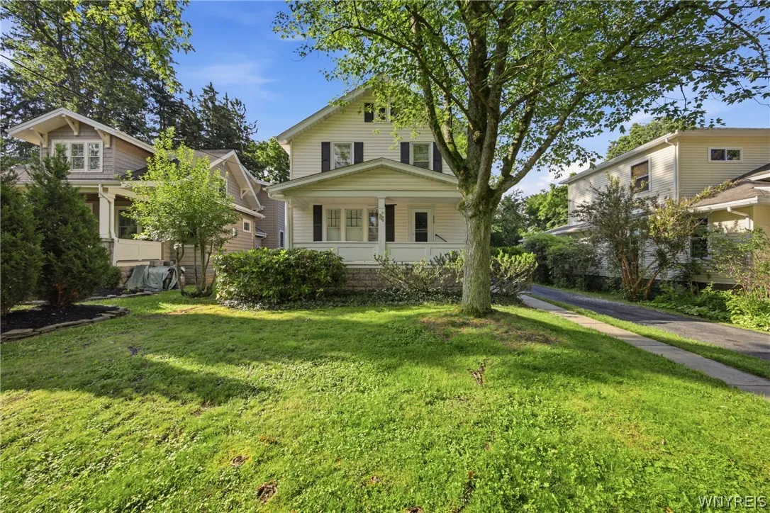 259 California Drive, Amherst, New York 14221, Amherst, New York 14221, 3 Bedrooms Bedrooms, 6 Rooms Rooms,1 BathroomBathrooms,Residential Lease,For Rent,259 California Drive, Amherst, New York 14221,0,B1694339