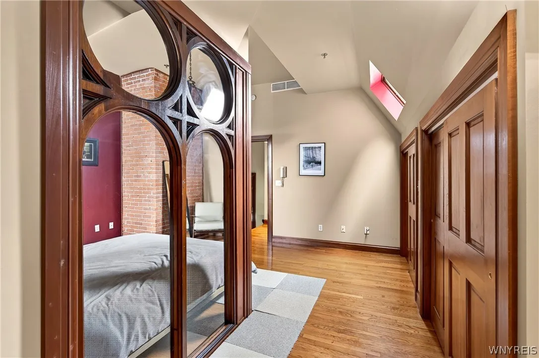 231 Richmond Avenue 14, Buffalo, New York 14222, Buffalo, New York 14222, 2 Bedrooms Bedrooms, 8 Rooms Rooms,2 BathroomsBathrooms,Residential,For Sale,231 Richmond Avenue 14, Buffalo, New York 14222,0,B1694498