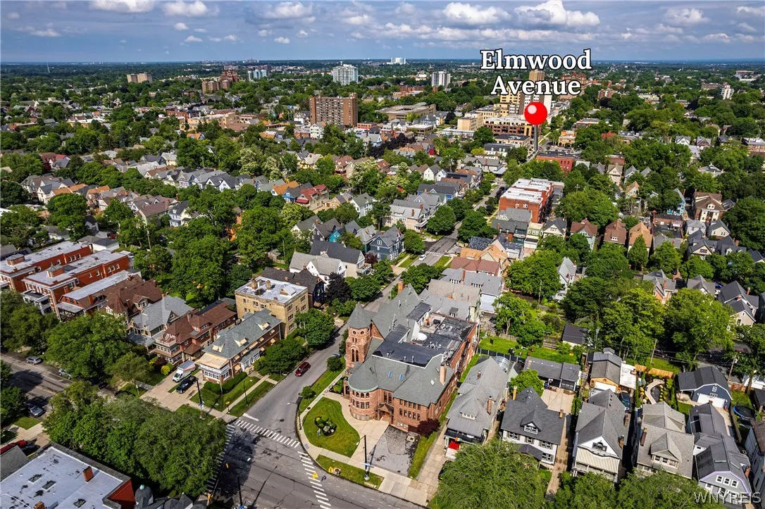 231 Richmond Avenue 14, Buffalo, New York 14222, Buffalo, New York 14222, 2 Bedrooms Bedrooms, 8 Rooms Rooms,2 BathroomsBathrooms,Residential,For Sale,231 Richmond Avenue 14, Buffalo, New York 14222,0,B1694498