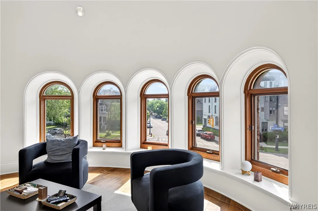 231 Richmond Avenue 14, Buffalo, New York 14222, Buffalo, New York 14222, 2 Bedrooms Bedrooms, 8 Rooms Rooms,2 BathroomsBathrooms,Residential,For Sale,231 Richmond Avenue 14, Buffalo, New York 14222,0,B1694498