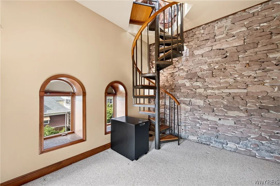 231 Richmond Avenue 14, Buffalo, New York 14222, Buffalo, New York 14222, 2 Bedrooms Bedrooms, 8 Rooms Rooms,2 BathroomsBathrooms,Residential,For Sale,231 Richmond Avenue 14, Buffalo, New York 14222,0,B1694498