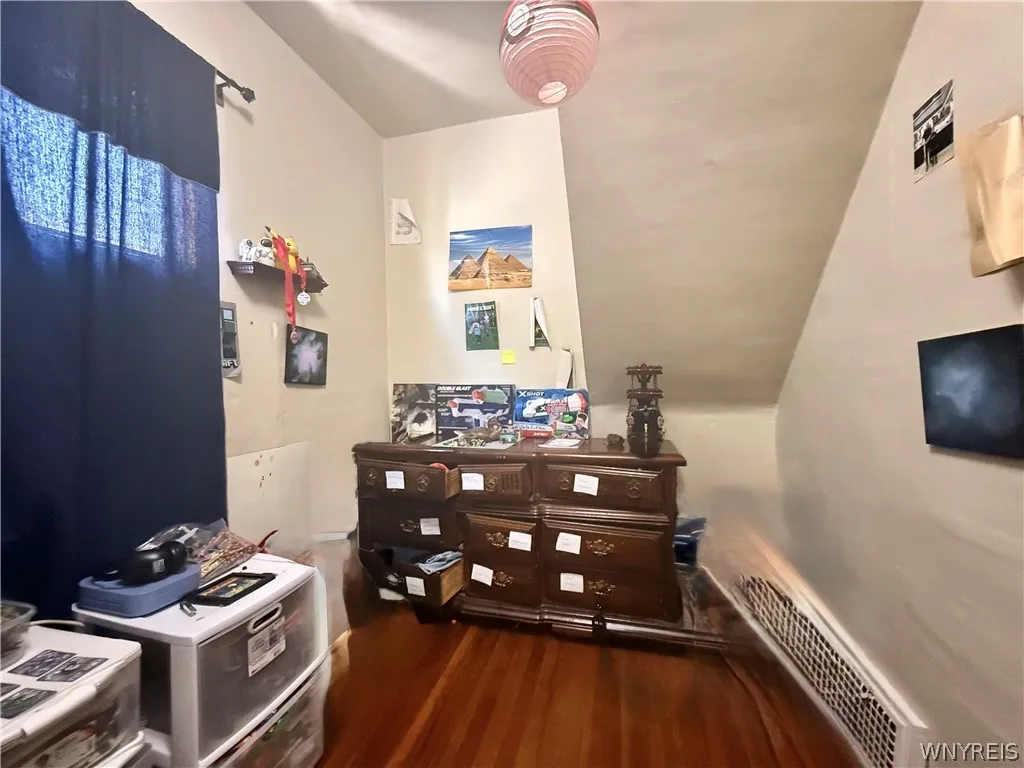 25 Gorski Street, Buffalo, New York 14206, Buffalo, New York 14206, 5 Bedrooms Bedrooms, 8 Rooms Rooms,1 BathroomBathrooms,Residential,For Sale,25 Gorski Street, Buffalo, New York 14206,0,B1694781