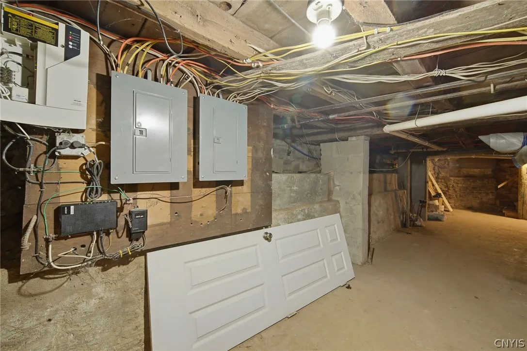 14 Canton Street, Van Buren, New York 13027, Van Buren, New York 13027, 7 Bedroom Bedrooms, ,2 BathroomBathrooms,Residential,For Sale,14 Canton Street, Van Buren, New York 13027,0,S1693723