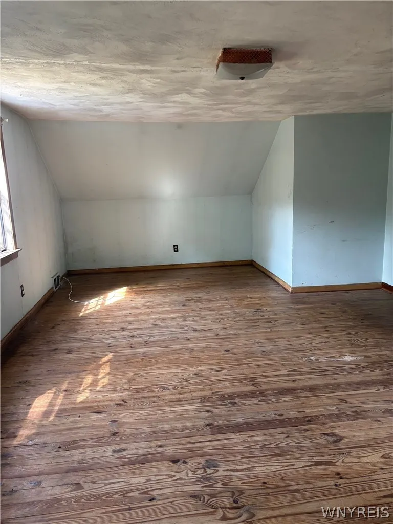 6815 Southwestern Boulevard, Hamburg, New York 140, Hamburg, New York 14085, 4 Bedrooms Bedrooms, 8 Rooms Rooms,1 BathroomBathrooms,Residential,For Sale,6815 Southwestern Boulevard, Hamburg, New York 140,0,B1694874