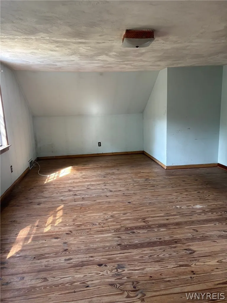 6815 Southwestern Boulevard, Hamburg, New York 140, Hamburg, New York 14085, 4 Bedrooms Bedrooms, 8 Rooms Rooms,1 BathroomBathrooms,Residential,For Sale,6815 Southwestern Boulevard, Hamburg, New York 140,0,B1694874