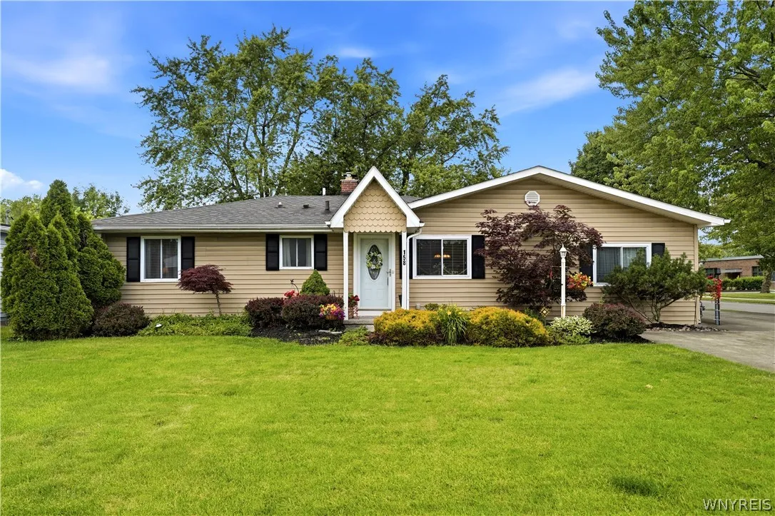 158 Pryor Avenue, Tonawanda, New York 14150, Tonawanda, New York 14150, 3 Bedroom Bedrooms, 8 Room Rooms,2 BathroomBathrooms,Residential,Closed,158 Pryor Avenue, Tonawanda, New York 14150,0,B1694912