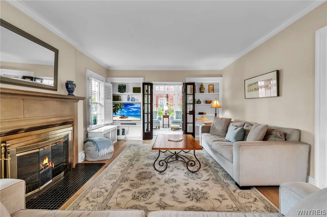2854 Main Street, Buffalo, New York 14214, Buffalo, New York 14214, 3 Bedrooms Bedrooms, 7 Rooms Rooms,1 BathroomBathrooms,Residential,For Sale,2854 Main Street, Buffalo, New York 14214,0,B1694448
