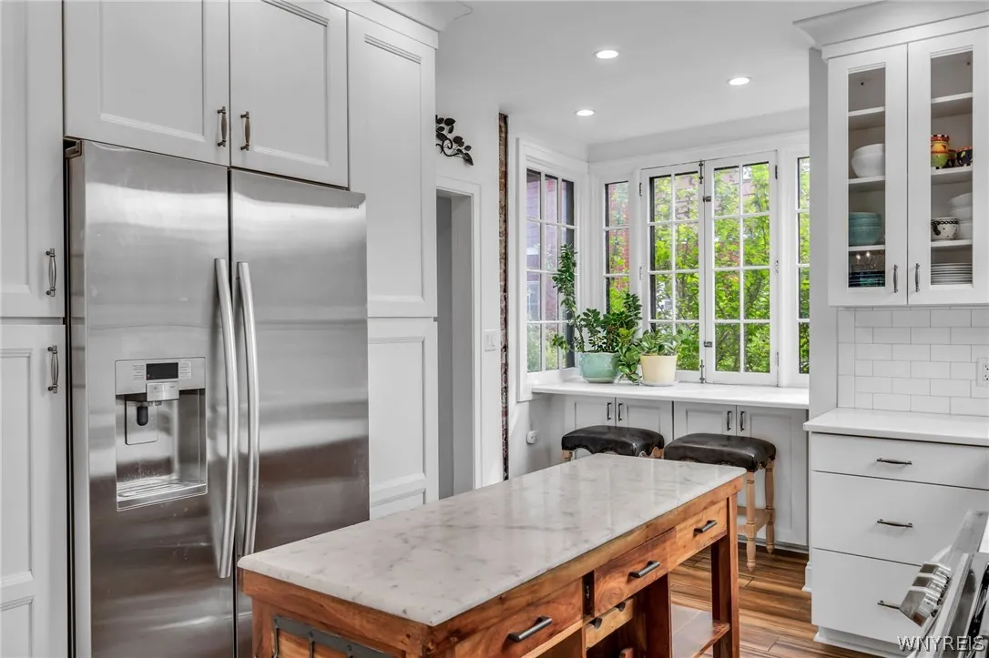 2854 Main Street, Buffalo, New York 14214, Buffalo, New York 14214, 3 Bedrooms Bedrooms, 7 Rooms Rooms,1 BathroomBathrooms,Residential,For Sale,2854 Main Street, Buffalo, New York 14214,0,B1694448