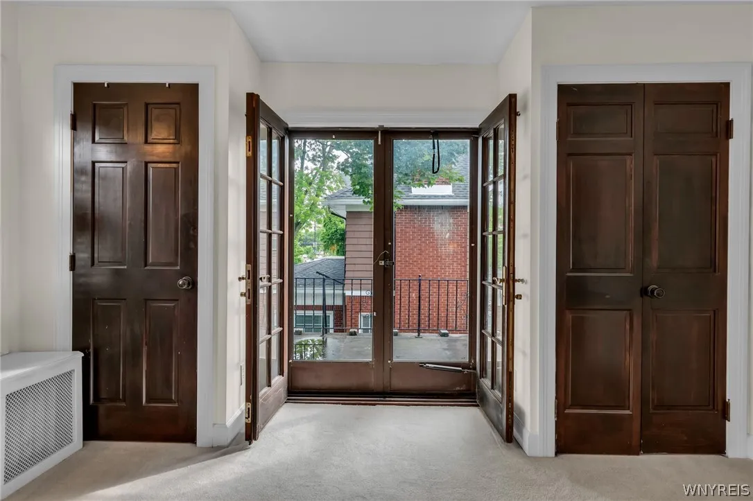 2854 Main Street, Buffalo, New York 14214, Buffalo, New York 14214, 3 Bedrooms Bedrooms, 7 Rooms Rooms,1 BathroomBathrooms,Residential,For Sale,2854 Main Street, Buffalo, New York 14214,0,B1694448