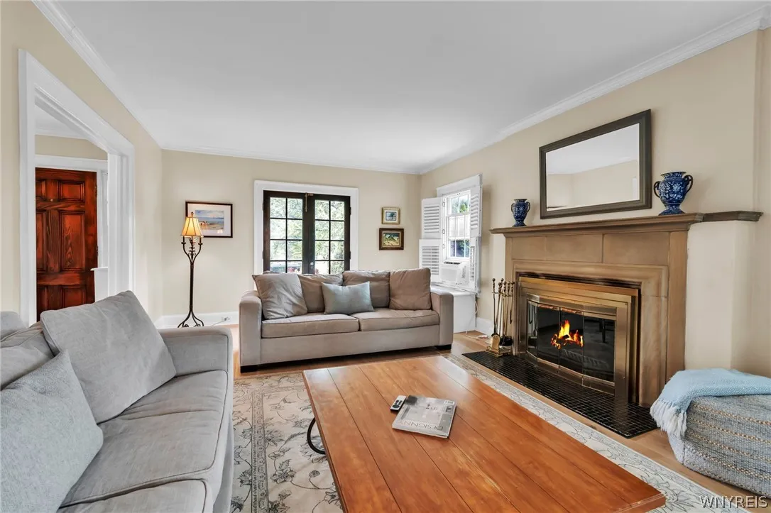 2854 Main Street, Buffalo, New York 14214, Buffalo, New York 14214, 3 Bedrooms Bedrooms, 7 Rooms Rooms,1 BathroomBathrooms,Residential,For Sale,2854 Main Street, Buffalo, New York 14214,0,B1694448