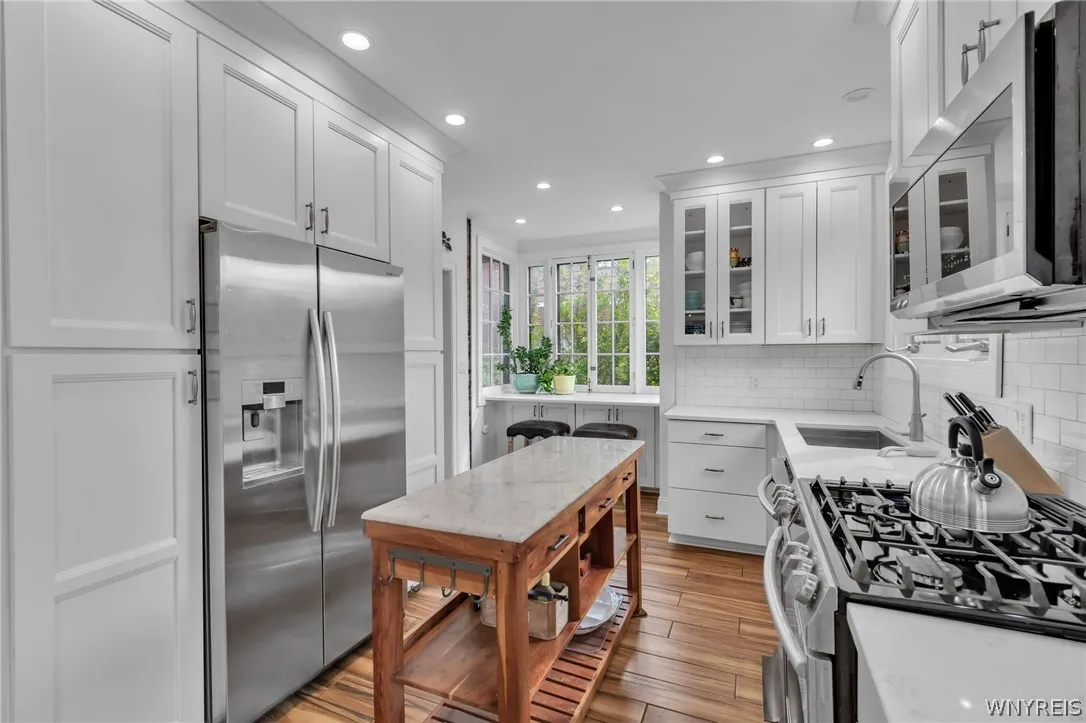2854 Main Street, Buffalo, New York 14214, Buffalo, New York 14214, 3 Bedrooms Bedrooms, 7 Rooms Rooms,1 BathroomBathrooms,Residential,For Sale,2854 Main Street, Buffalo, New York 14214,0,B1694448