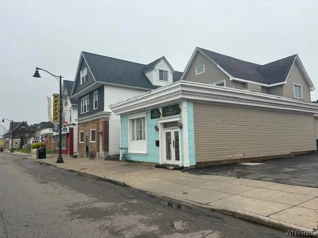 1949 Clinton St Street, Buffalo, New York 14206, Buffalo, New York 14206, ,Commercial Sale,For Sale,1949 Clinton St Street, Buffalo, New York 14206,0,B1695044