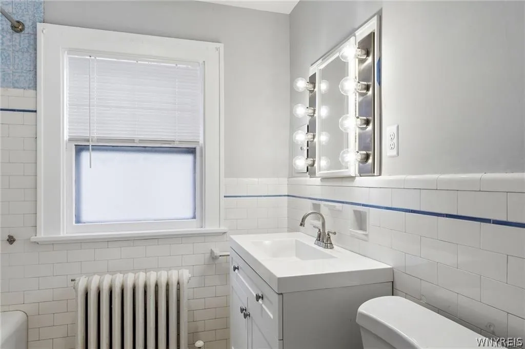 382 Starin Avenue, Buffalo, New York 14216, Buffalo, New York 14216, 3 Bedrooms Bedrooms, 10 Rooms Rooms,1 BathroomBathrooms,Residential,For Sale,382 Starin Avenue, Buffalo, New York 14216,0,B1695115