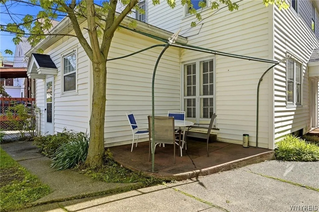 382 Starin Avenue, Buffalo, New York 14216, Buffalo, New York 14216, 3 Bedrooms Bedrooms, 10 Rooms Rooms,1 BathroomBathrooms,Residential,For Sale,382 Starin Avenue, Buffalo, New York 14216,0,B1695115
