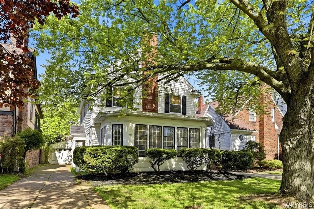 382 Starin Avenue, Buffalo, New York 14216, Buffalo, New York 14216, 3 Bedrooms Bedrooms, 10 Rooms Rooms,1 BathroomBathrooms,Residential,For Sale,382 Starin Avenue, Buffalo, New York 14216,0,B1695115