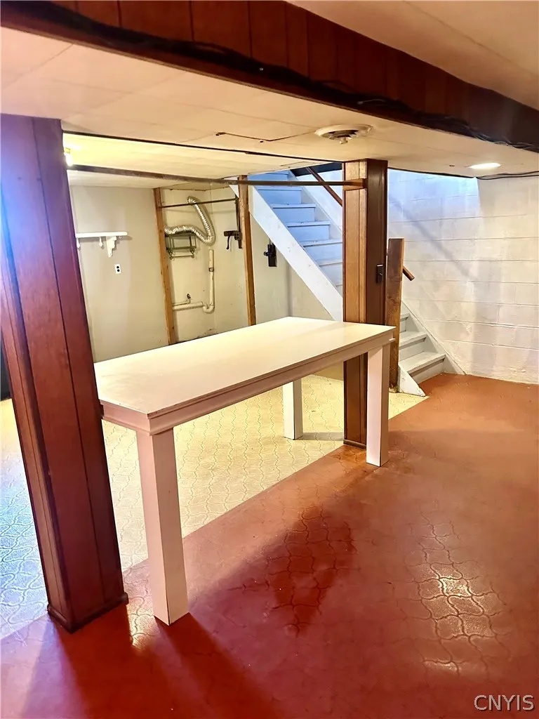 1210 Albany Street, Utica, New York 13501, Utica, New York 13501, 3 Bedroom Bedrooms, 8 Room Rooms,2 BathroomBathrooms,Residential,For Sale,1210 Albany Street, Utica, New York 13501,0,S1695147