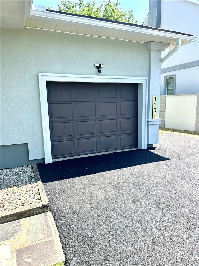 1210 Albany Street, Utica, New York 13501, Utica, New York 13501, 3 Bedroom Bedrooms, 8 Room Rooms,2 BathroomBathrooms,Residential,For Sale,1210 Albany Street, Utica, New York 13501,0,S1695147