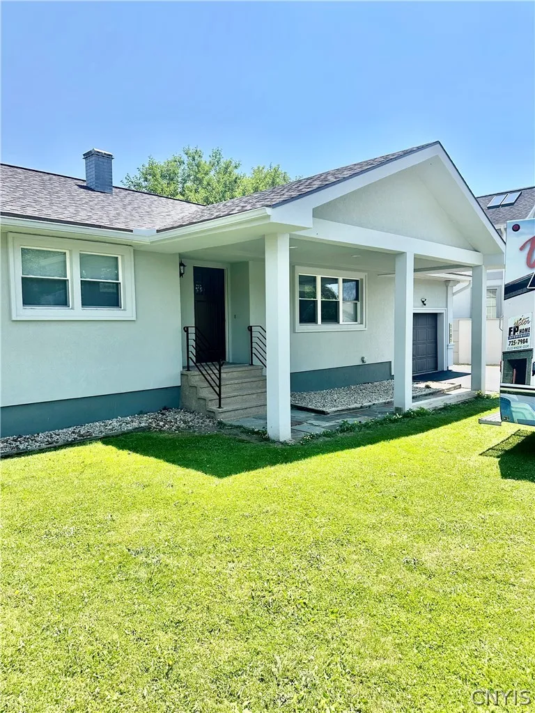 1210 Albany Street, Utica, New York 13501, Utica, New York 13501, 3 Bedroom Bedrooms, 8 Room Rooms,2 BathroomBathrooms,Residential,For Sale,1210 Albany Street, Utica, New York 13501,0,S1695147